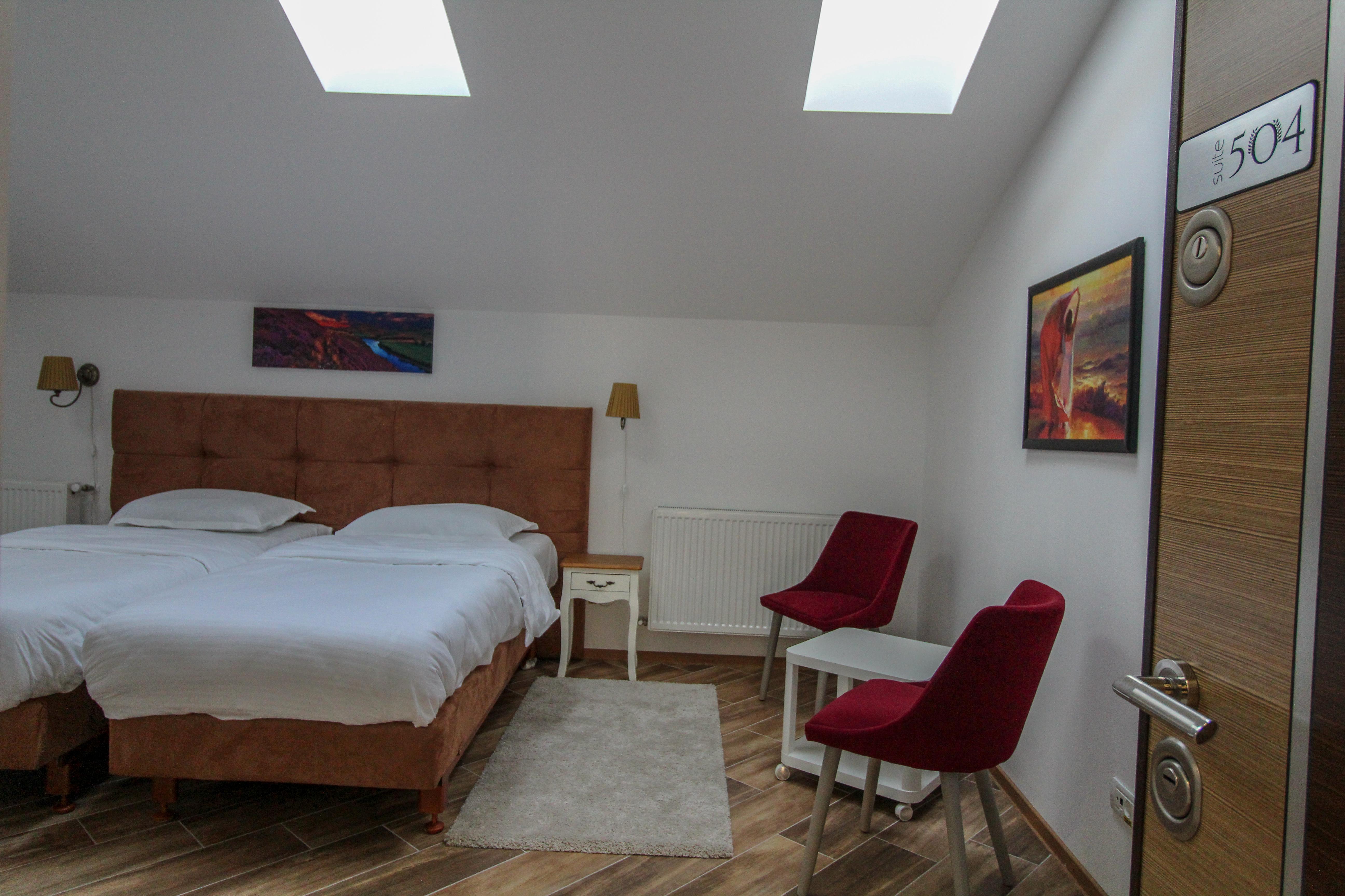 Hotel La Casa Centrale Bukares Bagian luar foto