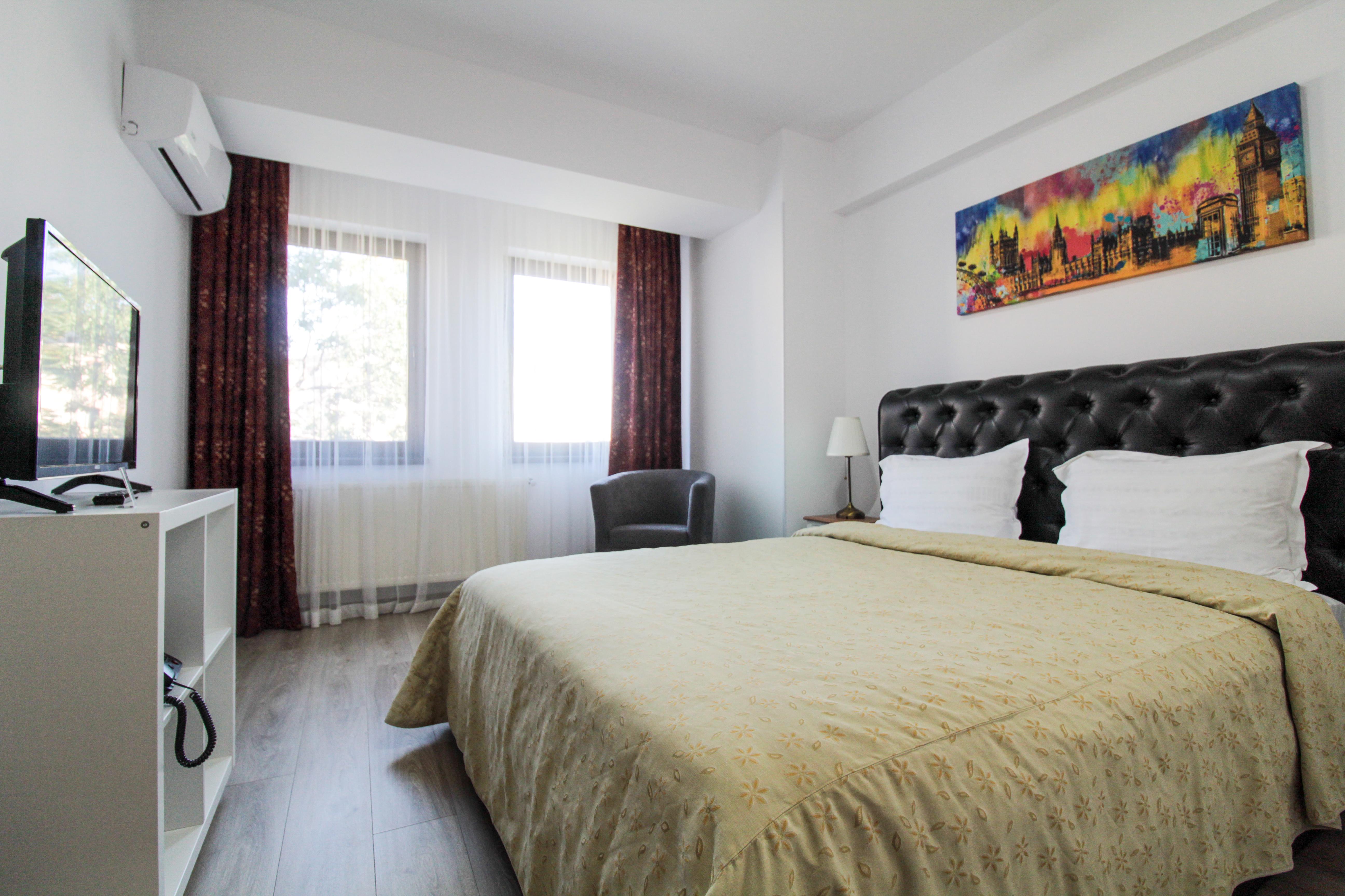 Hotel La Casa Centrale Bukares Bagian luar foto