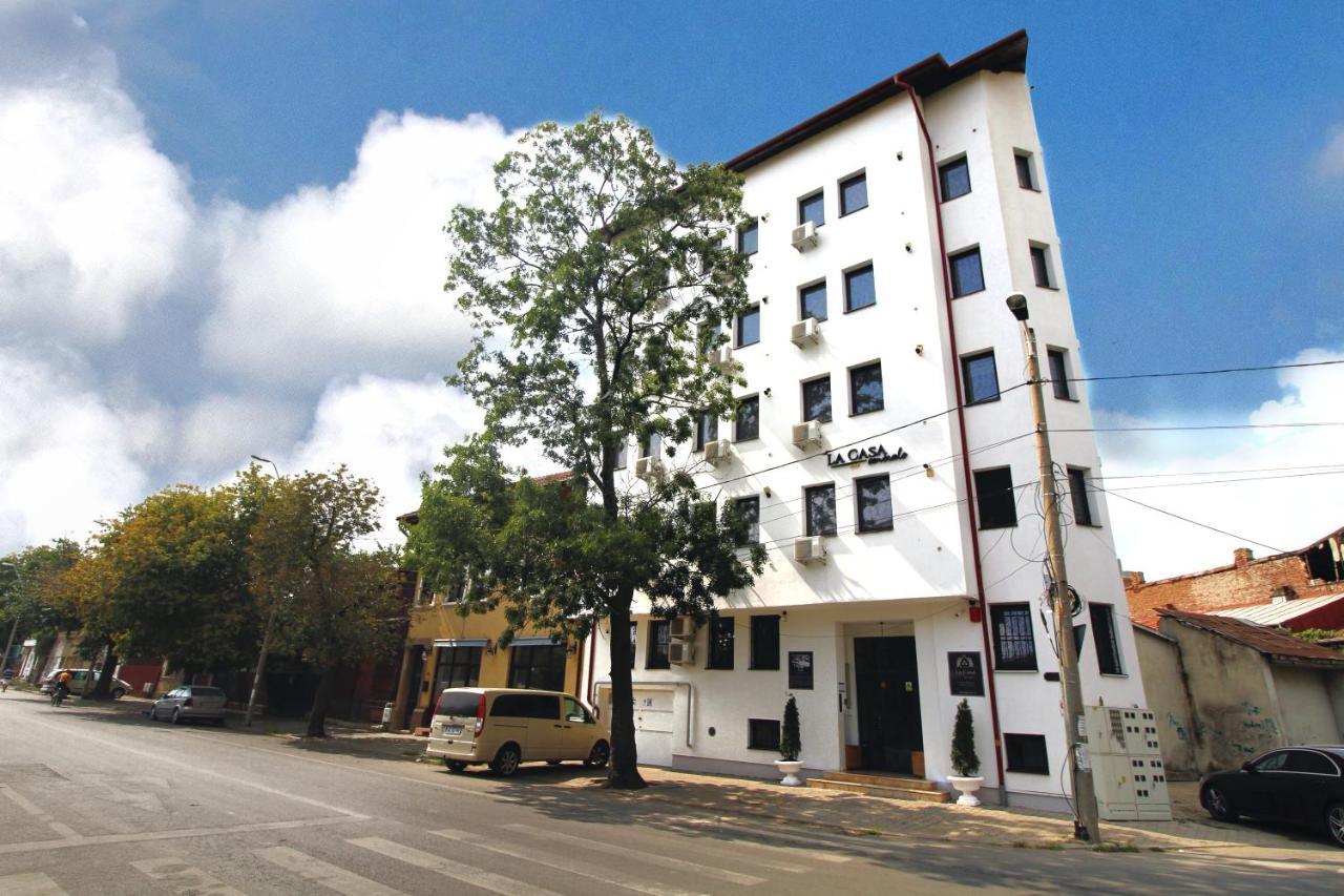 Hotel La Casa Centrale Bukares Bagian luar foto